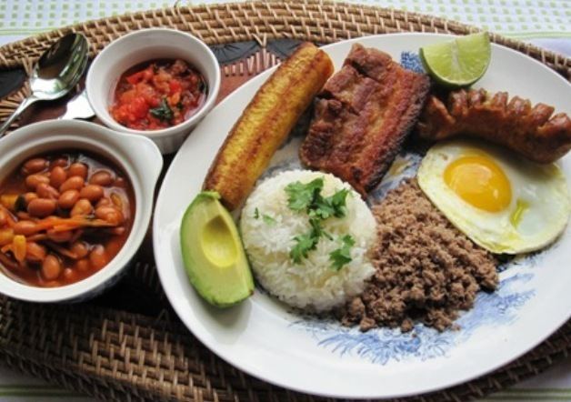 Bandeja paisa Bandeja Paisa Paisa Platter My Colombian Recipes