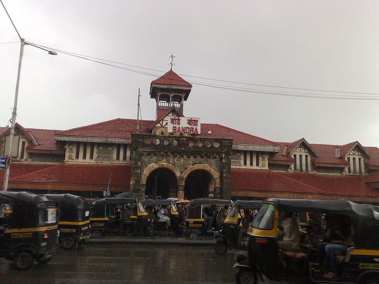 Bandra railway station