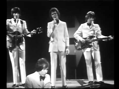 Bandstand (Australia) BANDSTAND LIVE IN AUSTRALIA HOLLIES AND HERMAN39S HERMITS 196970