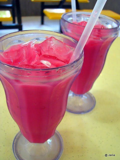 Bandung (drink) Bandung is a sweet drink made of rose soda water mixed with milk My