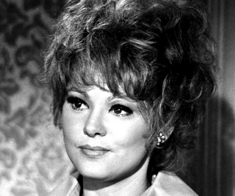 Barbara Harris (actress) Barbara Harris Biography Childhood Life Achievements