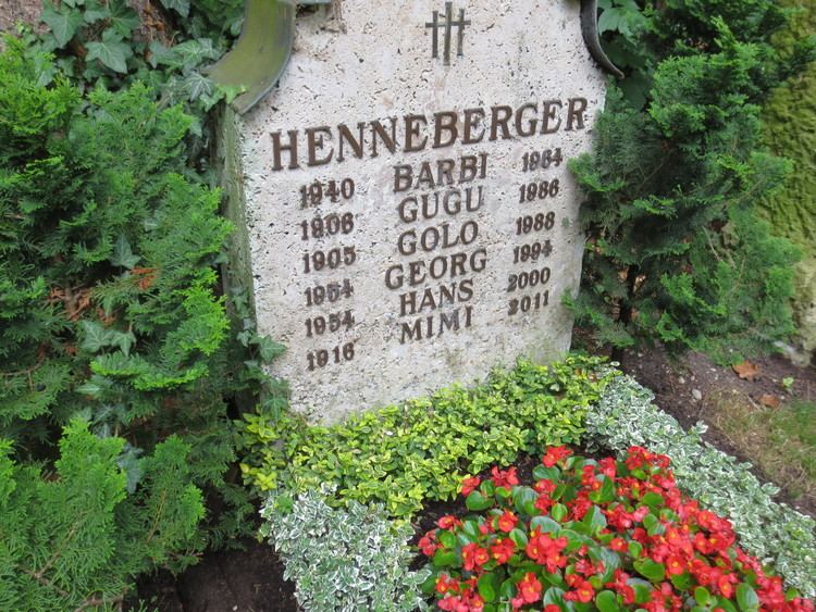 Barbara Henneberger Barbara Maria Barbi Henneberger 1940 1964 Find A Grave Memorial