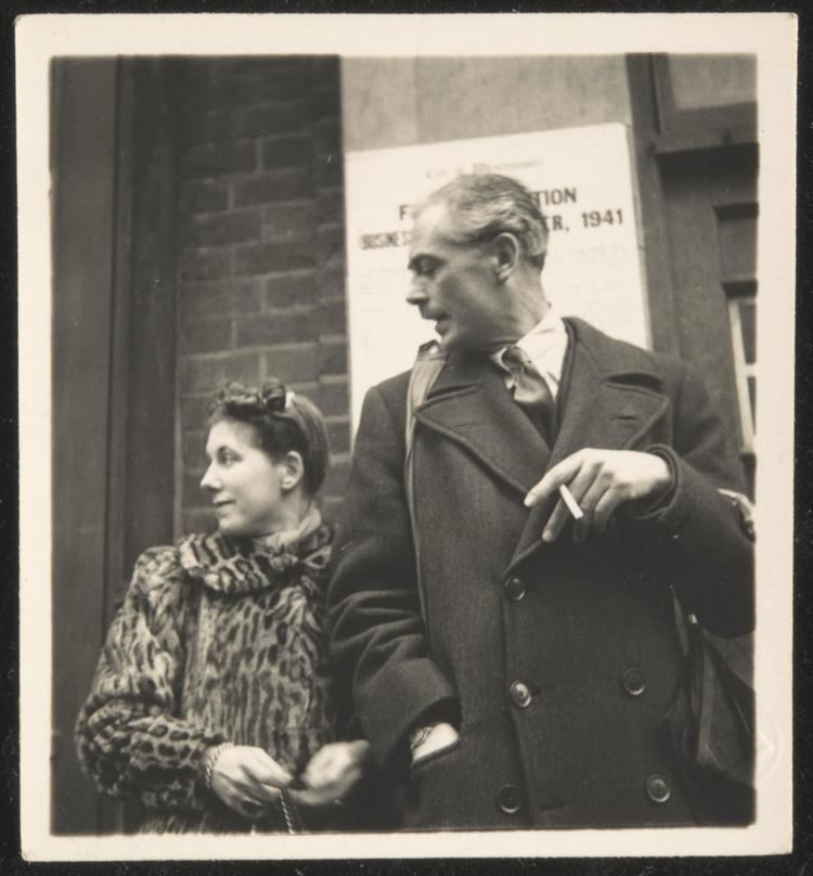Barbara Ker-Seymer Photograph of Barbara KerSeymer and Humphrey Pease John Banting