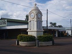 Barcaldine War Memorial Clock httpsuploadwikimediaorgwikipediacommonsthu