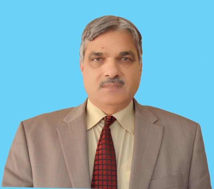 Barjees Tahir Vote for PMLN to change destiny of AJK Barjees Tahir Lahore News