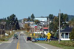 Béarn, Quebec httpsuploadwikimediaorgwikipediacommonsthu