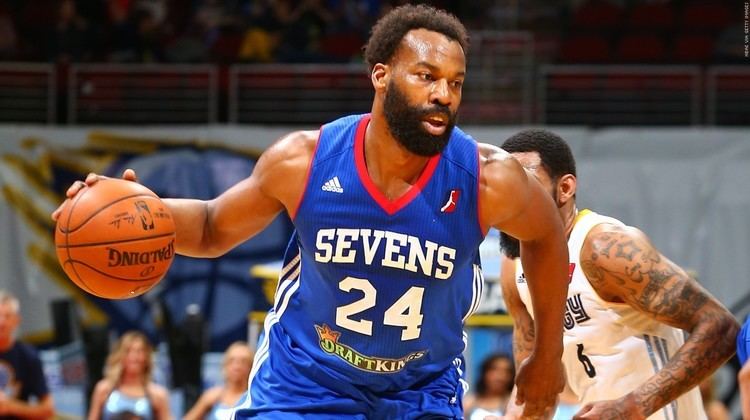 Baron Davis Baron Davis Sheds Light On Why He Is Attempting NBA Comeback In The