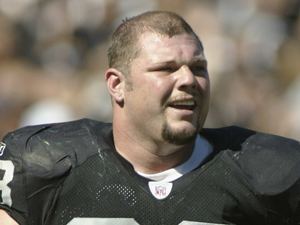 Barret Robbins ExRaiders center Barret Robbins released from prison ProFootballTalk