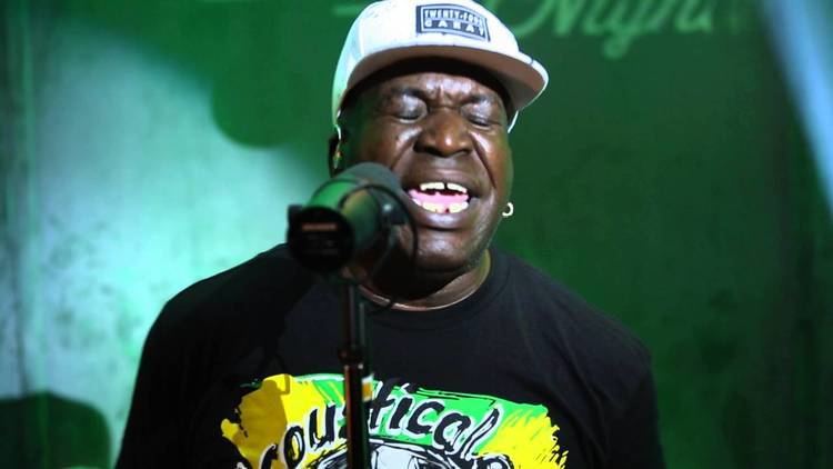 Barrington Levy Barrington Levy Black Roses Catch A Fire Nights with Native