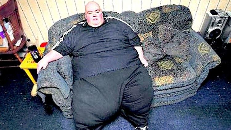 Barry Austin Man Tries To Be World39s Fattest Man For Fame Now Dying