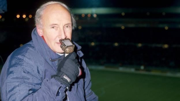Barry Davies Barry Davies returns to Match of the Day commentary box BBC Sport