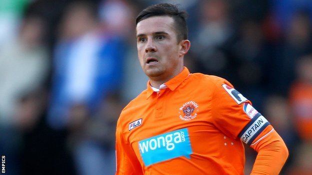 Barry Ferguson BBC Sport Blackpool39s Barry Ferguson joins Fleetwood