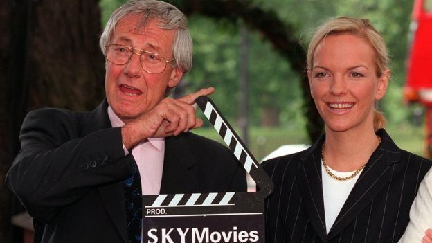 Barry Norman Film critic Barry Norman dies BBC News