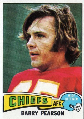 Barry Pearson KANSAS CITY CHIEFS Barry Pearson 399 TOPPS 1975 NFL American