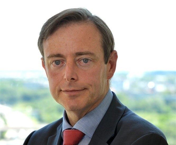Bart De Wever httpsuploadwikimediaorgwikipediacommonsff