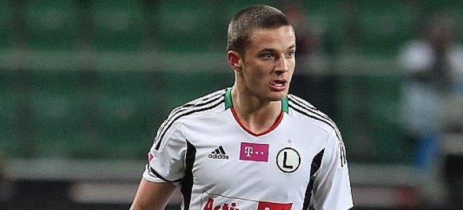 Bartosz Bereszynski Ineligible player controversy threatens to throw Legia