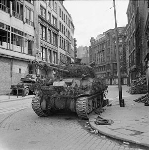 Battle of Hamburg (1945) httpsuploadwikimediaorgwikipediacommonsthu
