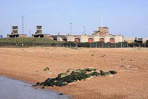 Battle of Landguard Fort httpsuploadwikimediaorgwikipediacommonsthu