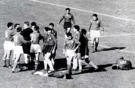Battle of Santiago (1962 FIFA World Cup) wwwpopularsocialsciencecomwpcontentuploads20