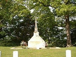 Battle of Tebb's Bend Monument httpsuploadwikimediaorgwikipediacommonsthu