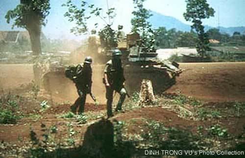 Battle of Xuân Lộc Vietdethuong Nhng ngy ca thng 4 en