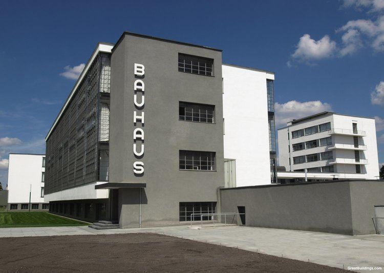 Bauhaus Bauhaus Walter Gropius Great Buildings Architecture