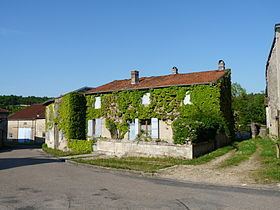 Bazincourt-sur-Saulx httpsuploadwikimediaorgwikipediacommonsthu