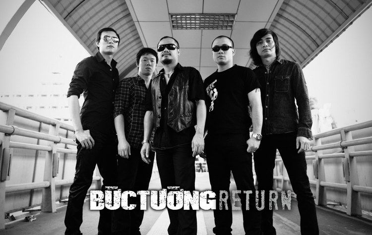 Bức Tường Bc Tng hp bo cho album quotNgy khcquot Trang tin Rock Vit v