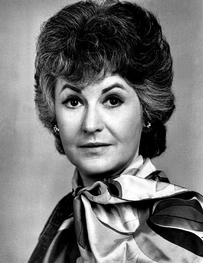 Bea Arthur httpsuploadwikimediaorgwikipediacommons22