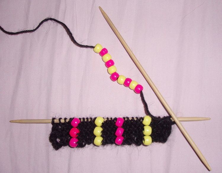 Bead knitting
