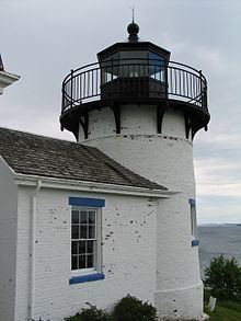 Bear Island Light httpsuploadwikimediaorgwikipediacommonsthu
