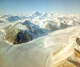 Beardmore Glacier httpsuploadwikimediaorgwikipediacommonsthu