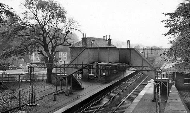 Bearsden railway station