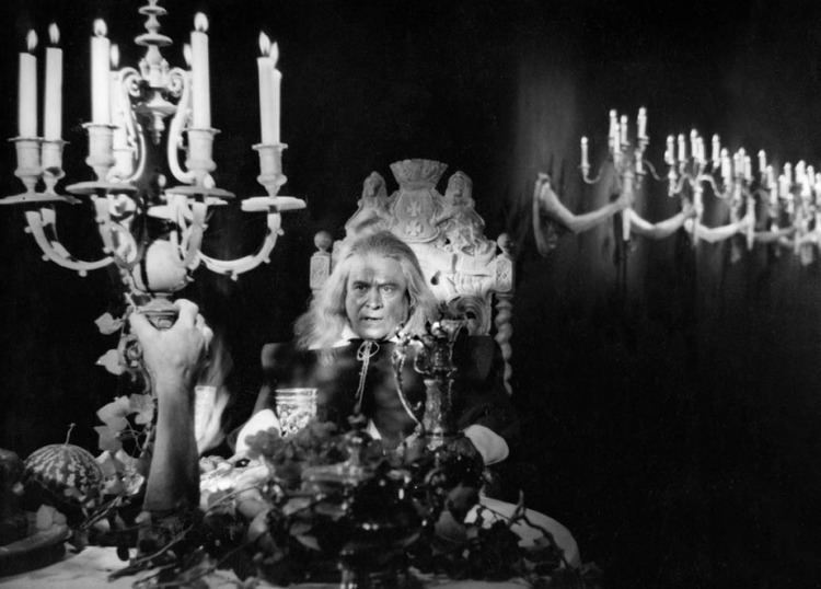 Beauty and the Beast (1946 film) La Belle et La Bete An unreformed Goth at heart Pinterest Jean