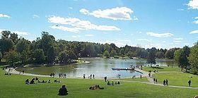 Beaver Lake (Montreal) httpsuploadwikimediaorgwikipediacommonsthu