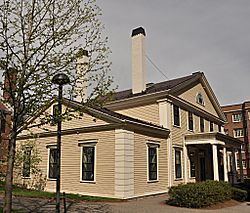 Beck-Warren House httpsuploadwikimediaorgwikipediacommonsthu