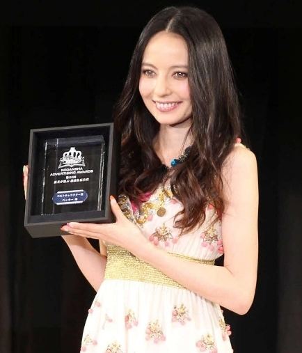 Becky (television personality) Becky wins Best Character Award 2011 TenkaijapanCool