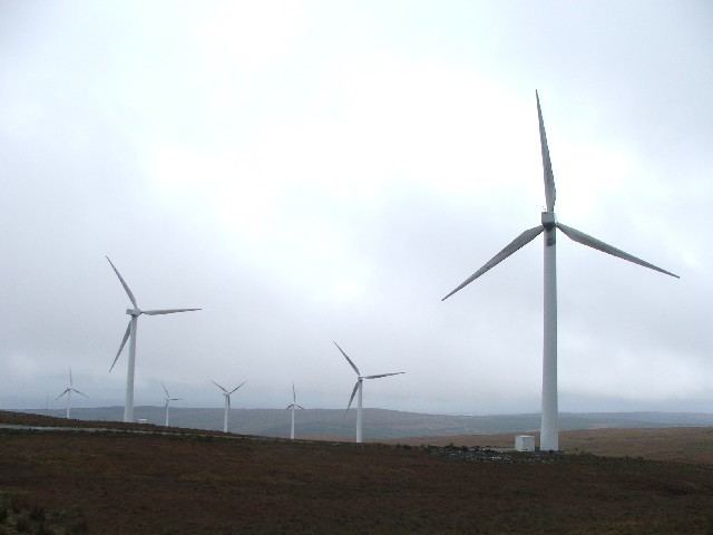 Beinn an Tuirc windfarm Beinn an Tuirc Windfarm Steve Partridge ccbysa20 Geograph