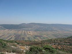 Beit Netofa Valley httpsuploadwikimediaorgwikipediacommonsthu