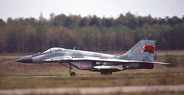 Belarusian Air Force Moscow Gives Belarus Arms and Seems to Abandon Airbase Plans