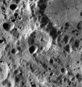 Belyaev (crater)