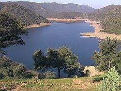Bembézar Reservoir httpsuploadwikimediaorgwikipediacommonsthu