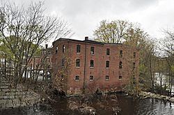 Bemis Mill httpsuploadwikimediaorgwikipediacommonsthu