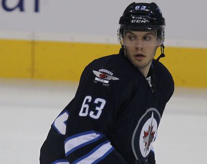 Ben Chiarot Winnipeg Jets sign D Ben Chiarot to oneyear twoway deal