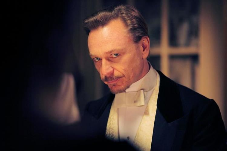 Ben Daniels Ben Daniels on The Paradise series 2 Tom Weston is cruel stubborn