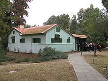 Ben-Gurion's Hut httpsuploadwikimediaorgwikipediacommonsthu