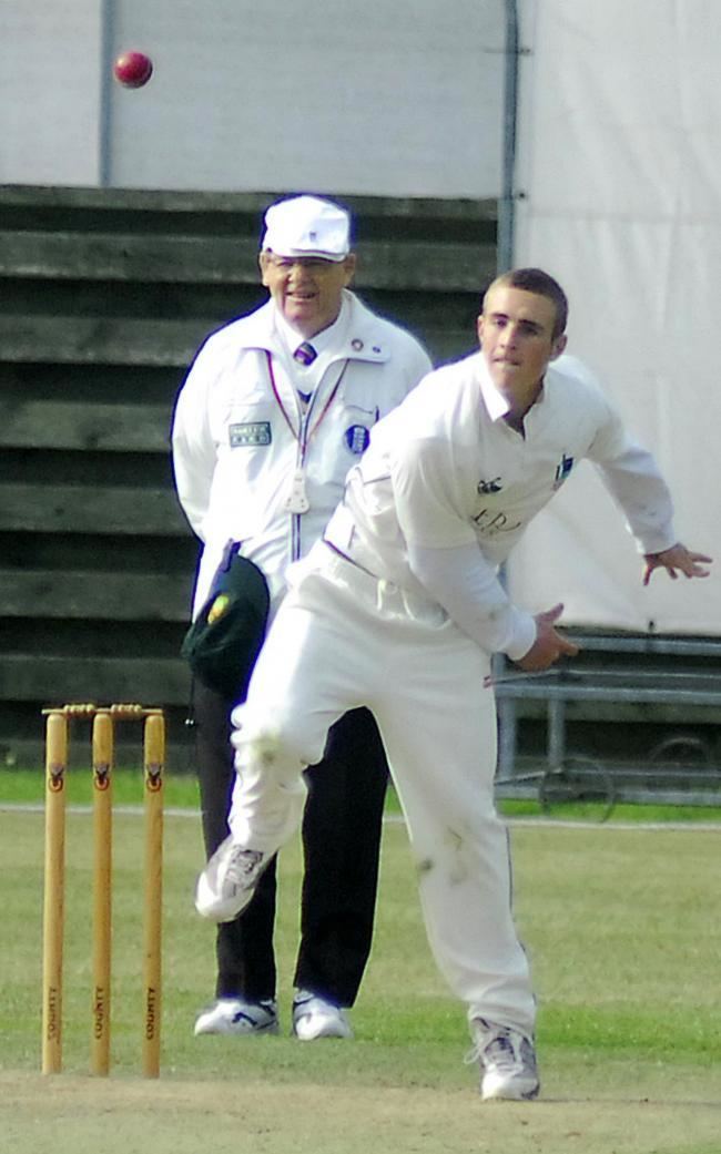 Ben Harris (cricketer) Thames Valley League Seven wickets for Ben Harris puts Windsor