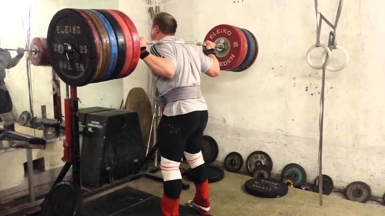 Ben Kelsey (strongman) Ben Kelsey 310kg squat x3 YouTube