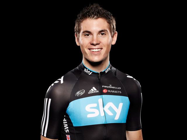 Ben Swift Cycle Ben Swift out of Giro d39Italia with fractured shoulder