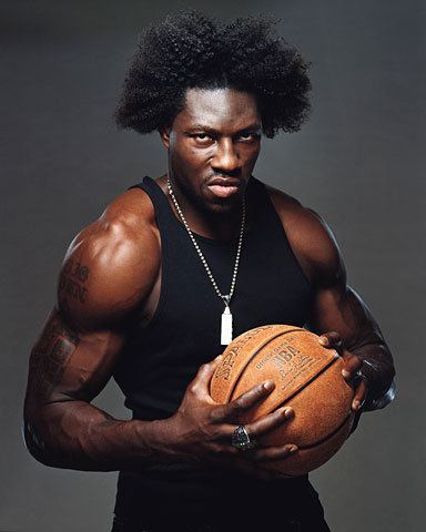 Ben Wallace Who would win in a fight Prime Ben Wallace or prime Ron